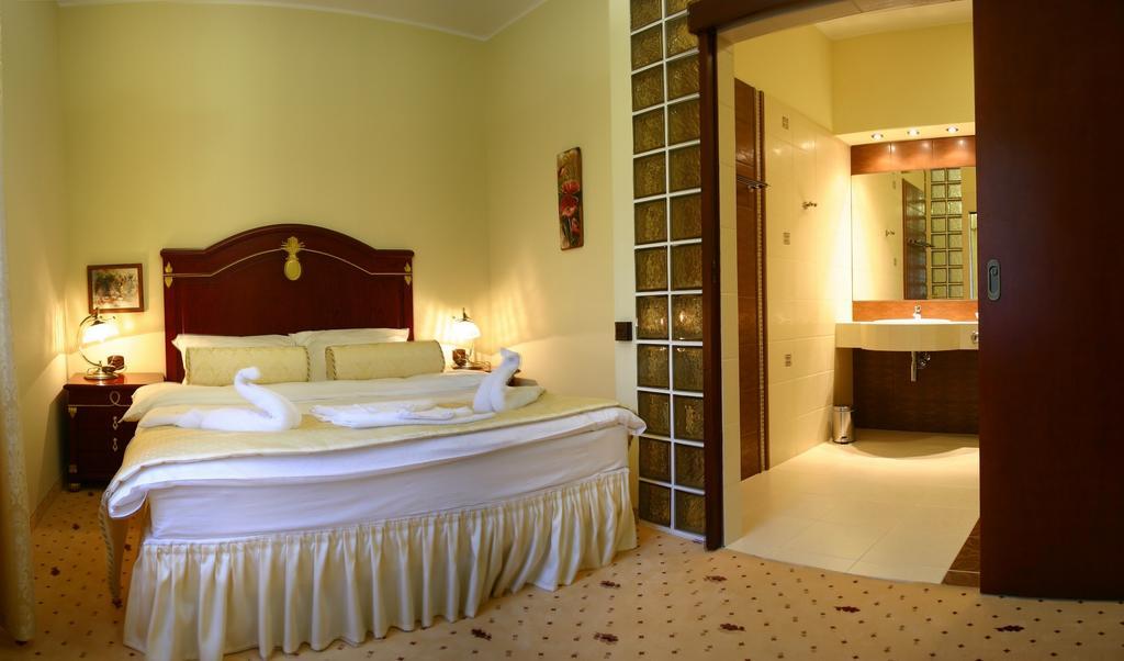 Dwór Dębowiec I Quarto foto
